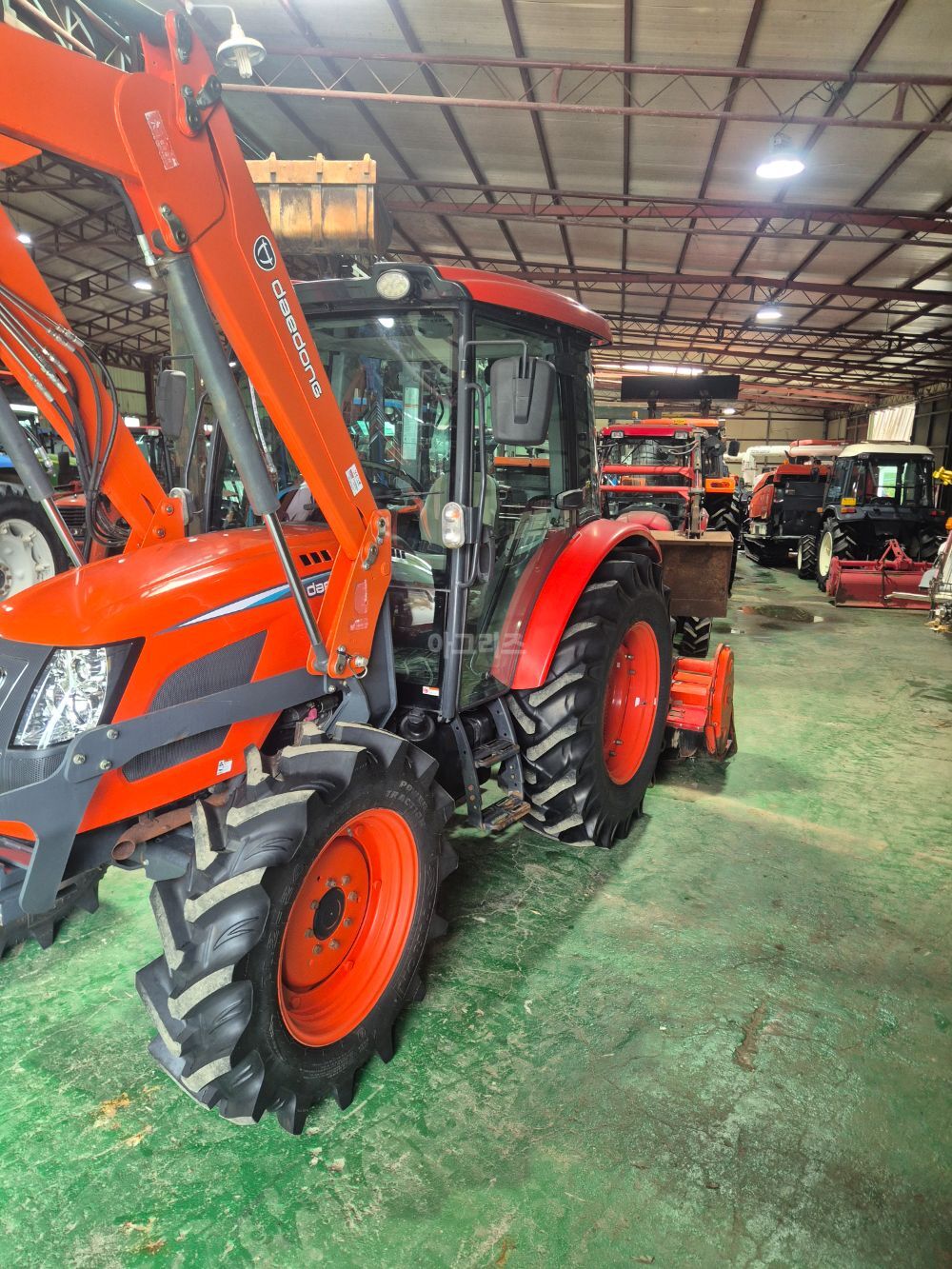 Daedong Tractor RX730 (73hp)