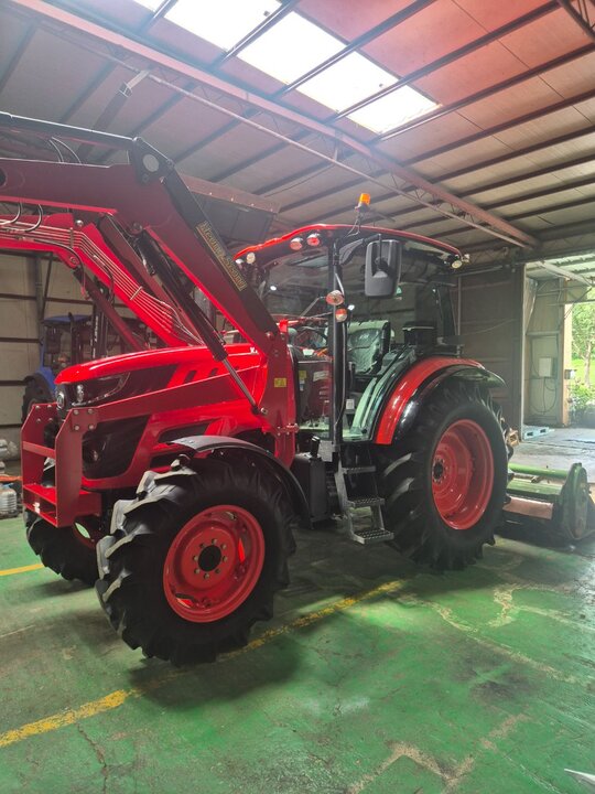 Kukje Tractor LUXEN1100E (111hp)