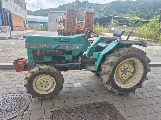 Daedong Tractor L3301 (33hp)