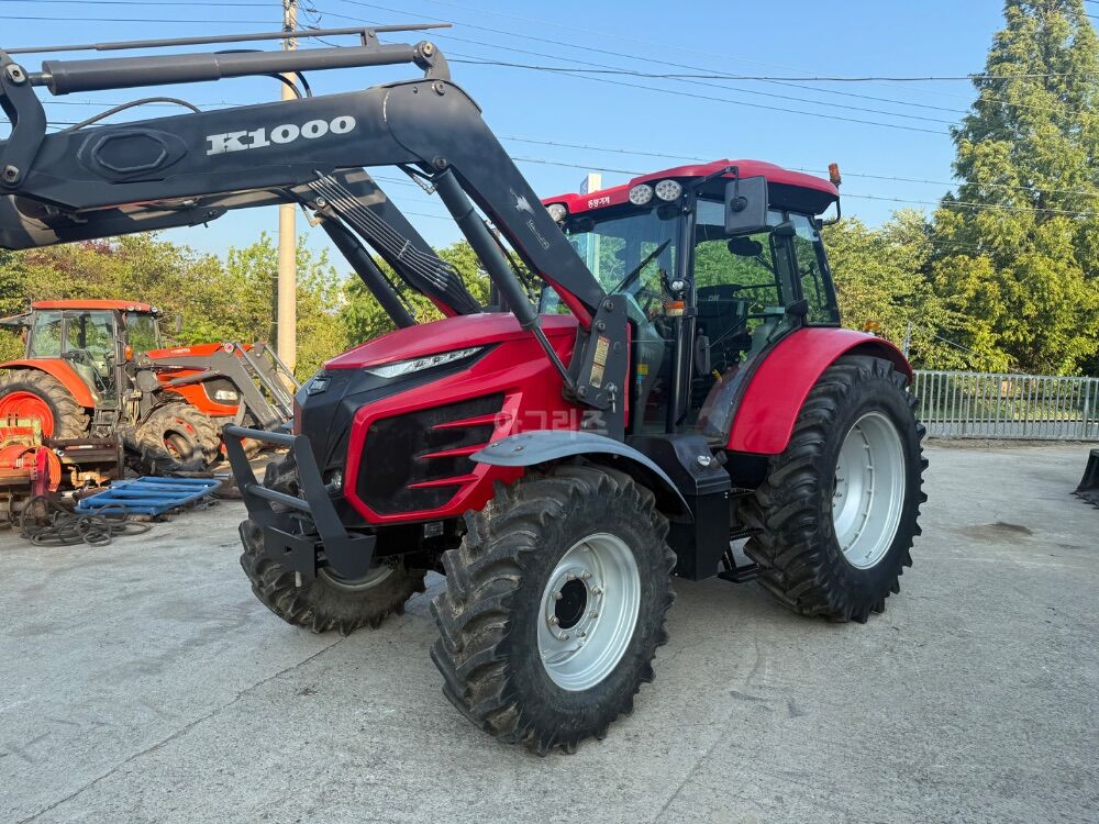 TYM 트랙터 TS130 (129마력)