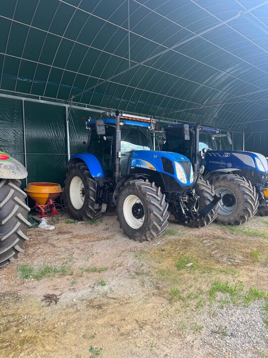 뉴홀랜드 트랙터 T6070 (135마력)