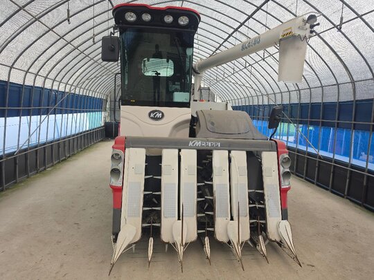 국제 콤바인 KC6130 (6조식)