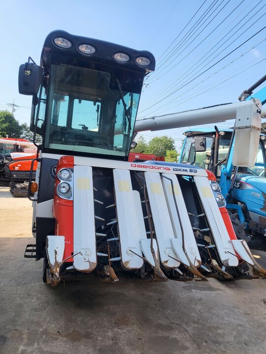 Daedong Combine Harvester DXM85GFC (5Rows)