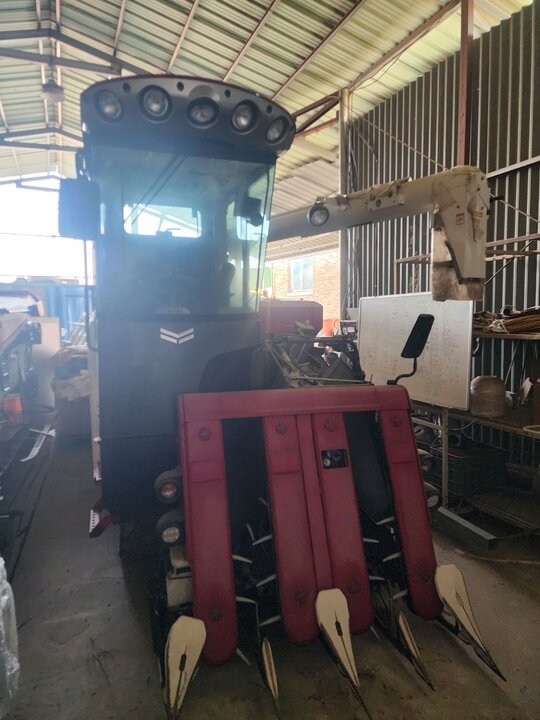 Yanmar Combine Harvester YH470 (4Rows)