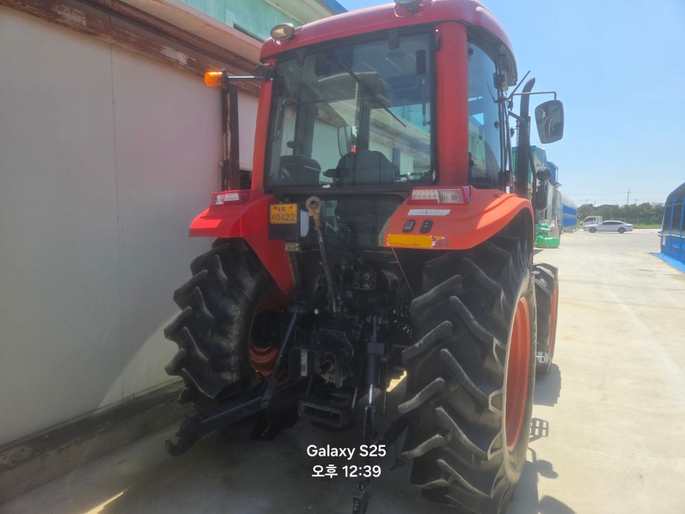 Daedong Tractor PX800 (80hp) 뒤우측면