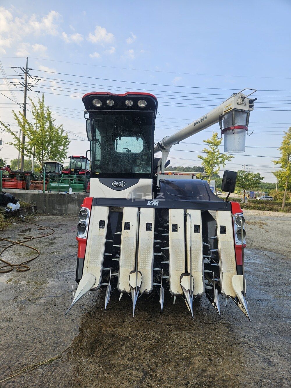 국제 콤바인 KC6130 (6조식)