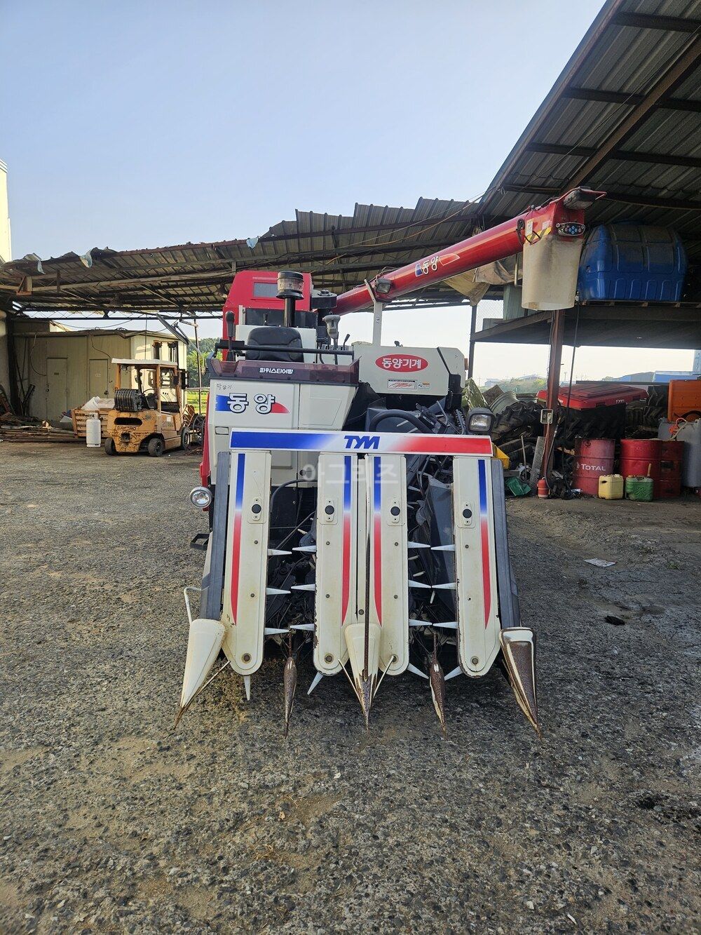 TYM 콤바인 C704G (4조식)