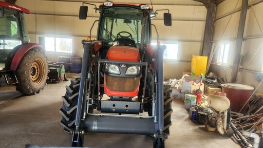 Kubota Tractor MR707 (73hp)