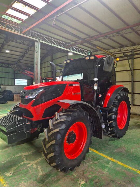 Daedong Tractor HX1400L-2C (142hp)