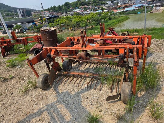마늘 양파 수확기 마늘 양파 수확기 마늘 양파 수확기