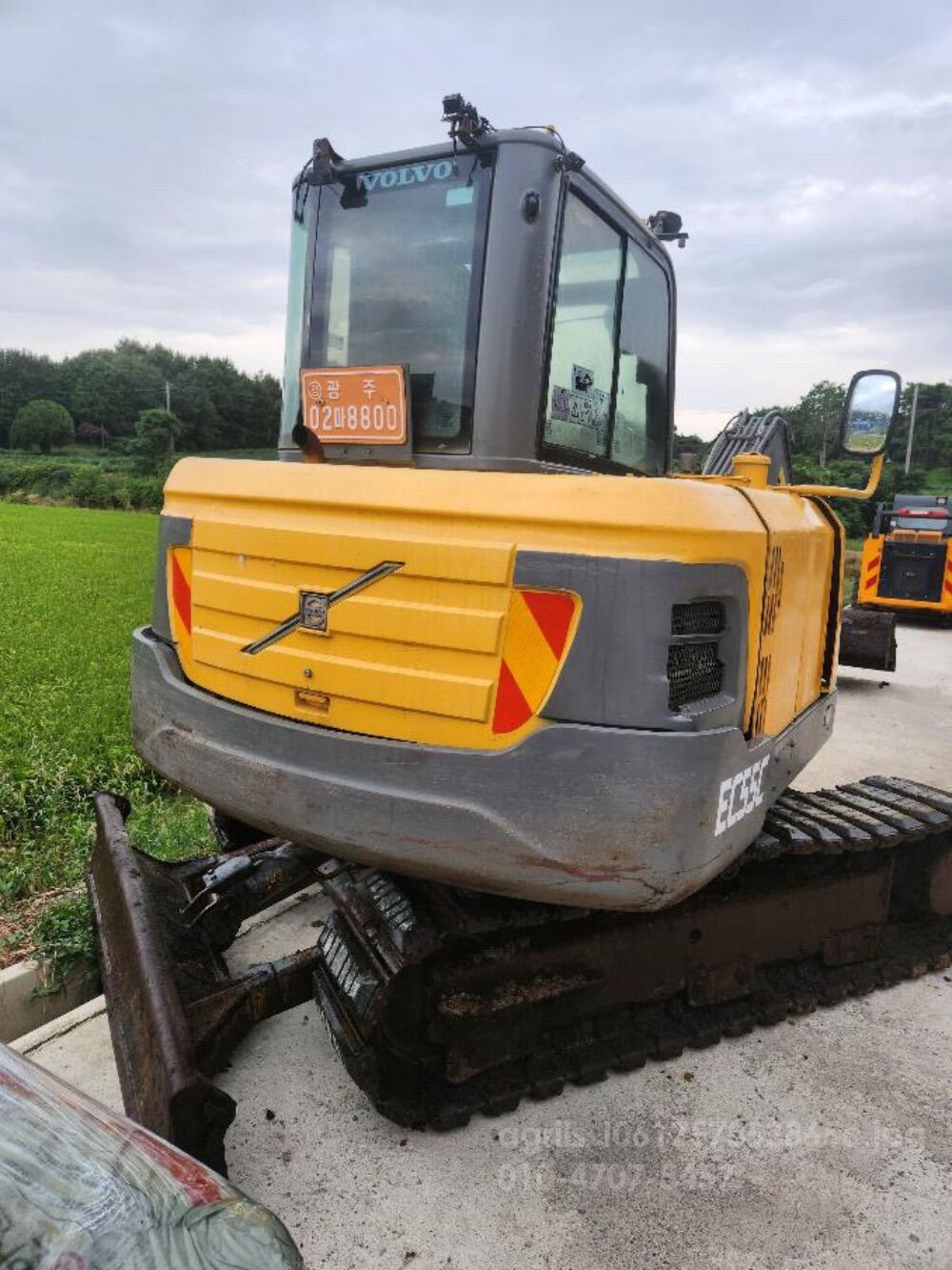 볼보 굴삭기 (5톤)