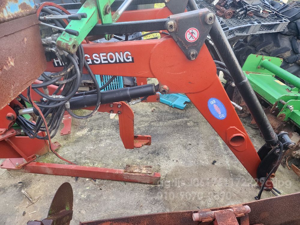 뉴홀랜드 트랙터 80-66D (80마력)