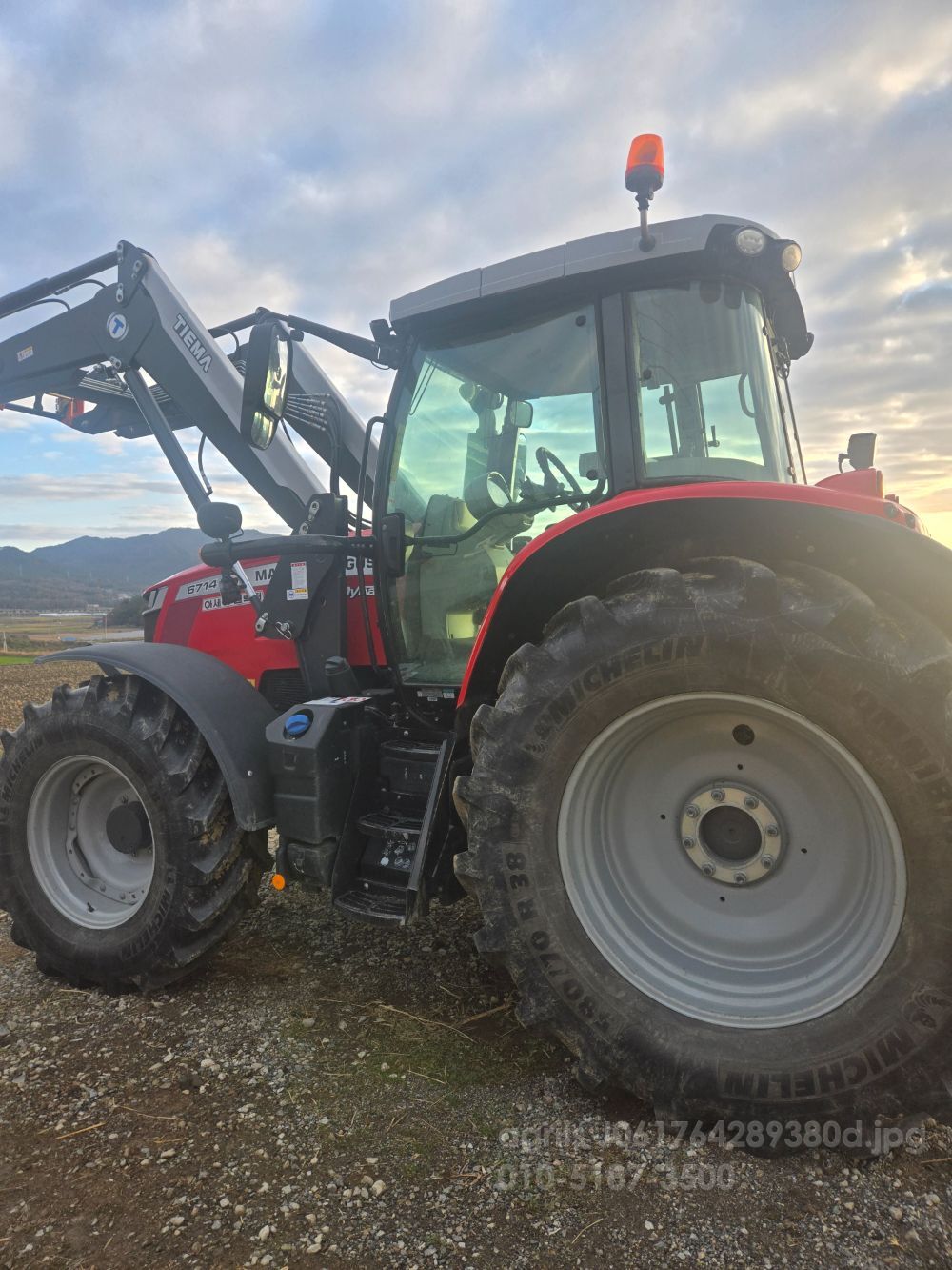 아세아 트랙터 MF6714S (140마력) 뒤우측면