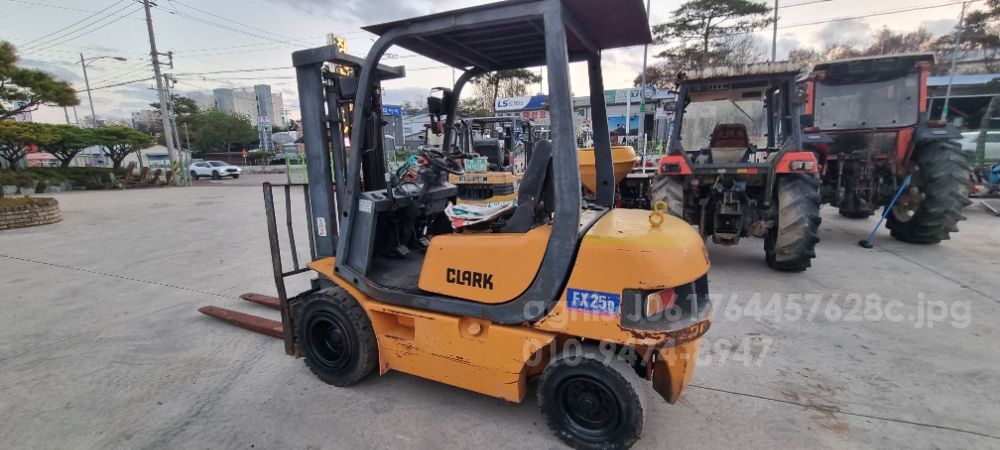 사성 FX25 지게차 삼성 FX250 D (25톤)