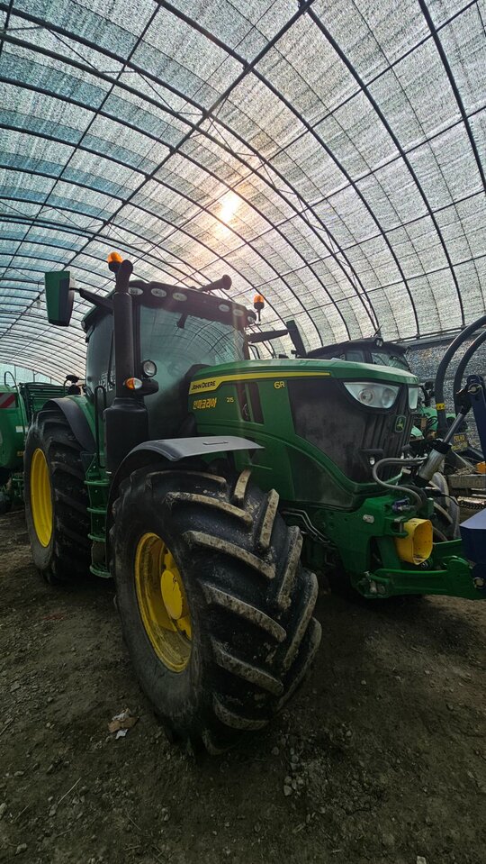 존디어 트랙터 6215R (215마력)