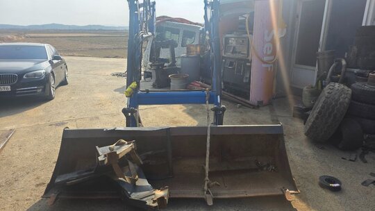 NewHolland Tractor T6050 (125hp)