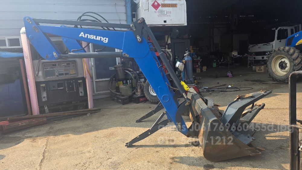 NewHolland Tractor T6050 (125hp) 뒤우측면