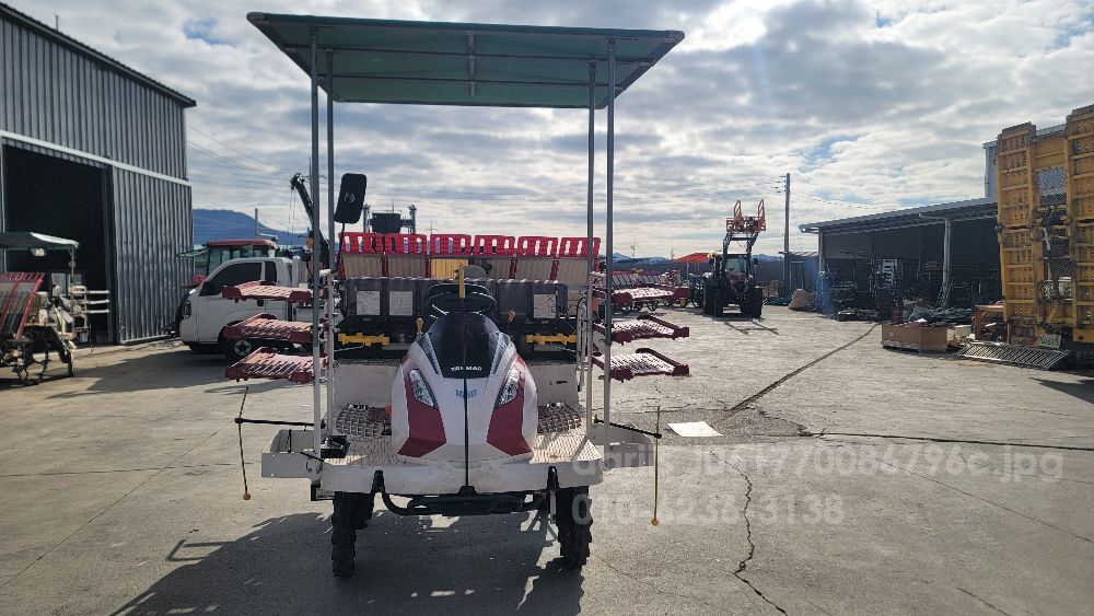 Yanmar Rice transplanter YR6D (6Rows)