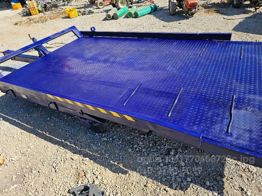  Trailer SAT-6000 