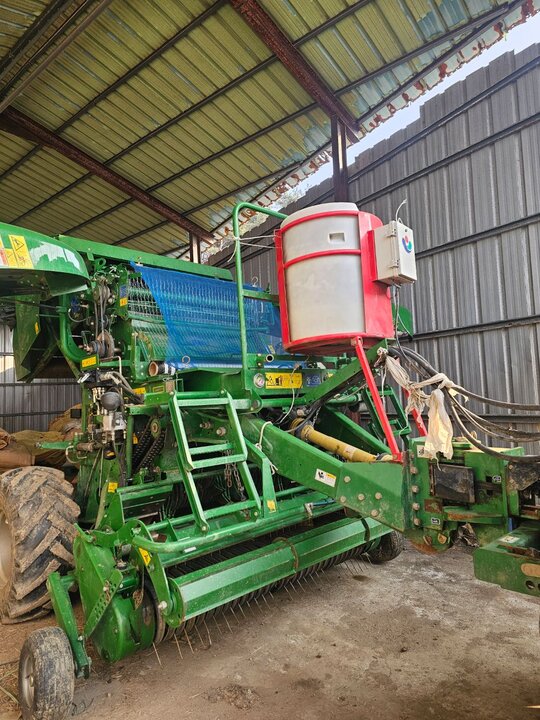 맥헤일 원형베일러 F5600