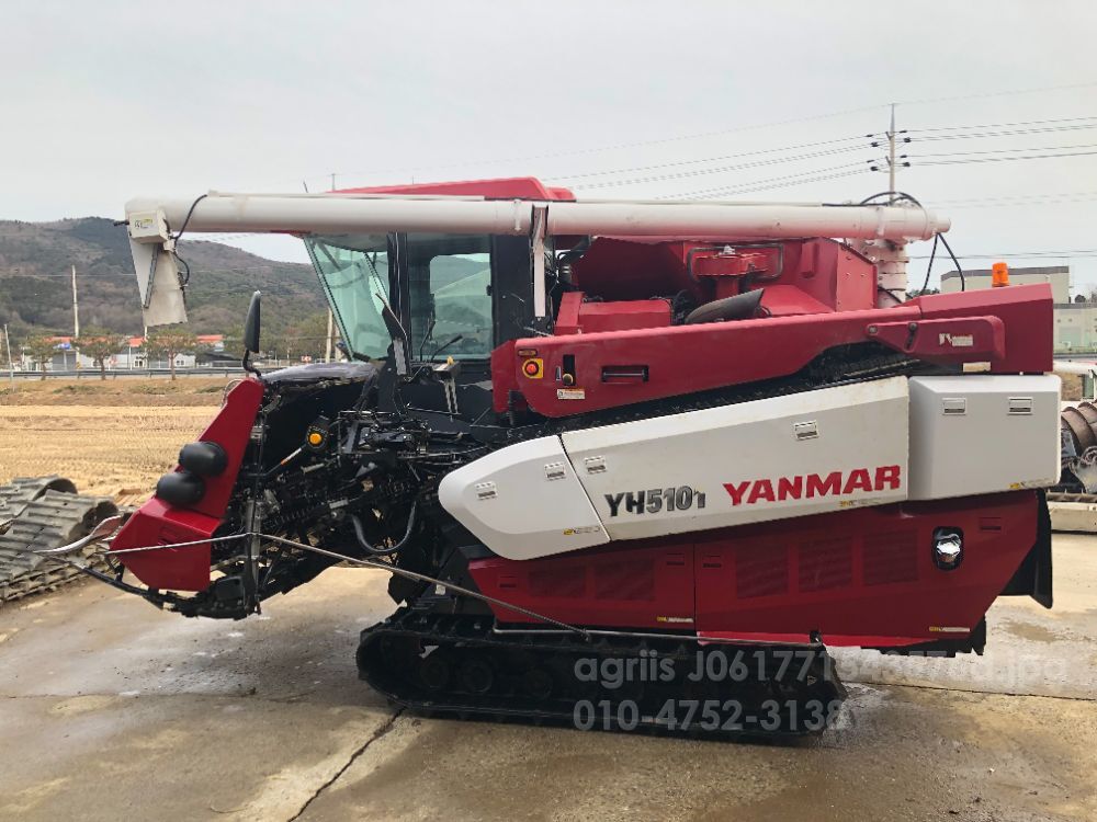 얀마 콤바인 YH5101 (5조식) 뒤우측면