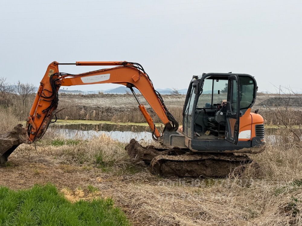 굴삭기 굴삭기 두산 (5톤)