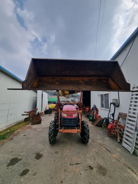 TYM 트랙터 T390 (39마력)