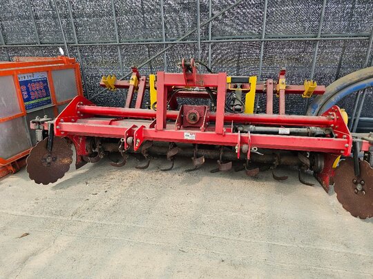  비닐피복 일괄파종기 BG-2400BC 