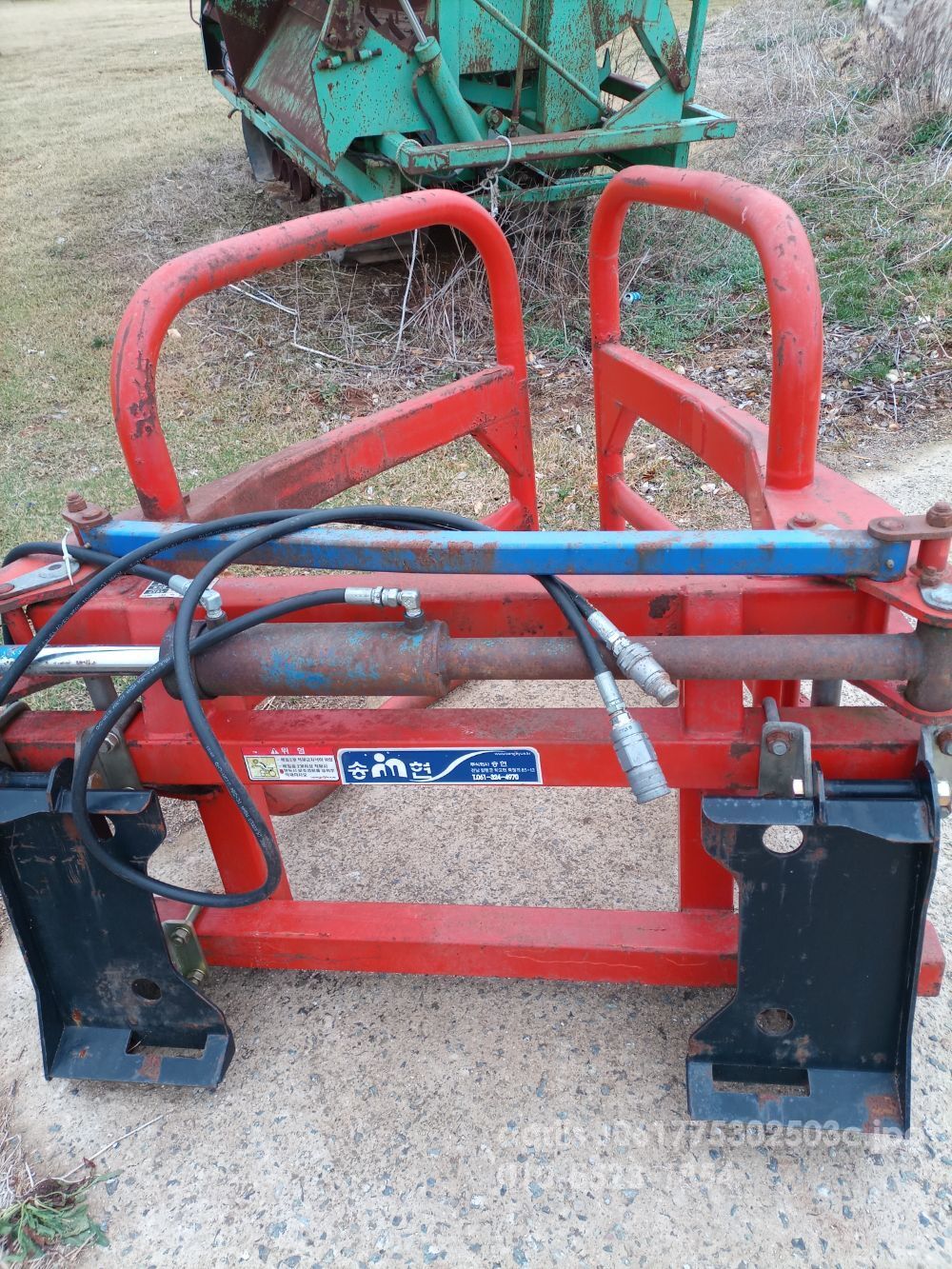  송현확장형스키드로더용Bale Gripper 스키드로더용집게 
