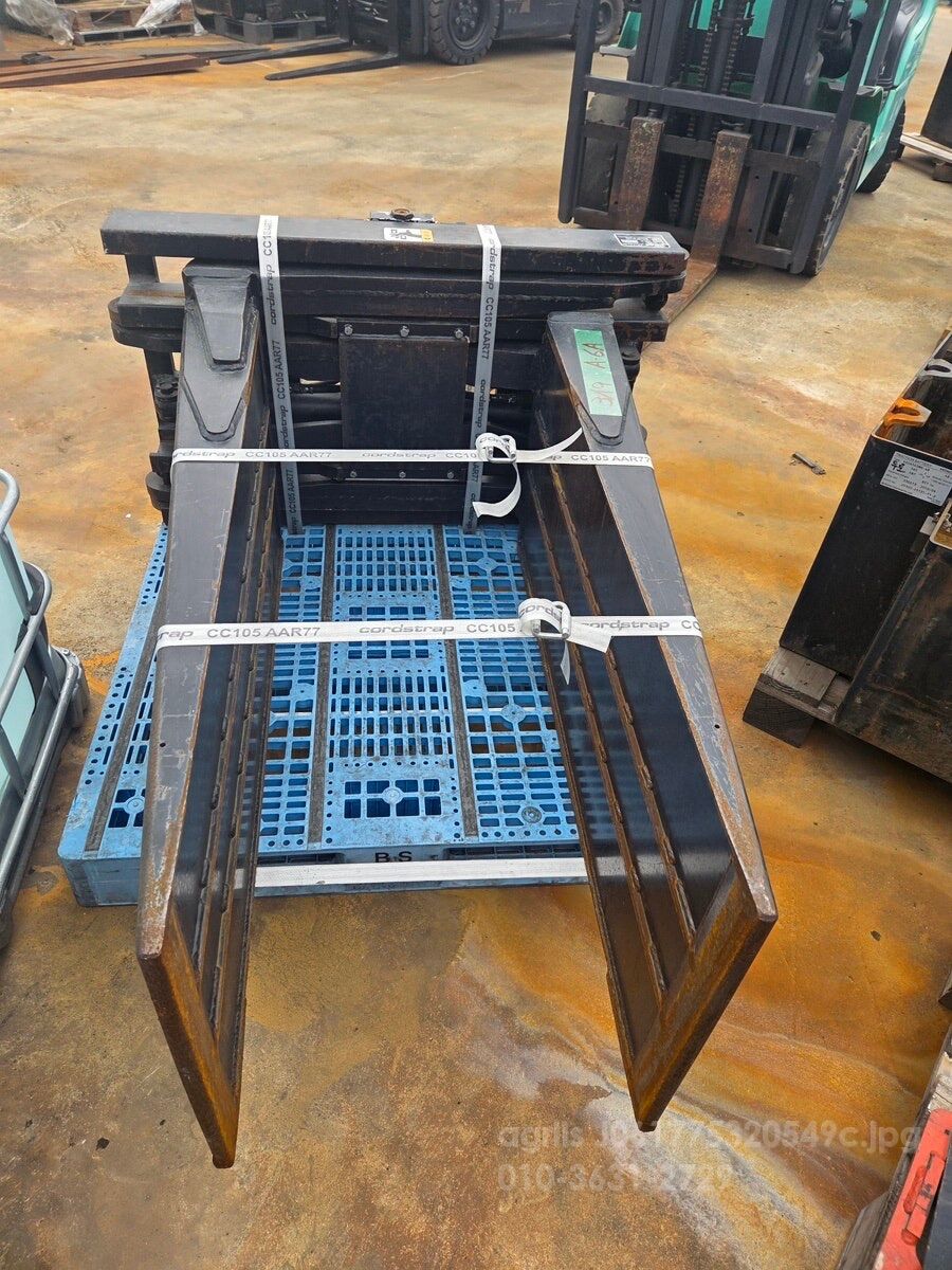 TCM 2.5톤용 베일클램프