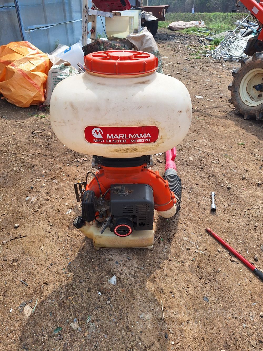  비료살포기  일산 6070 