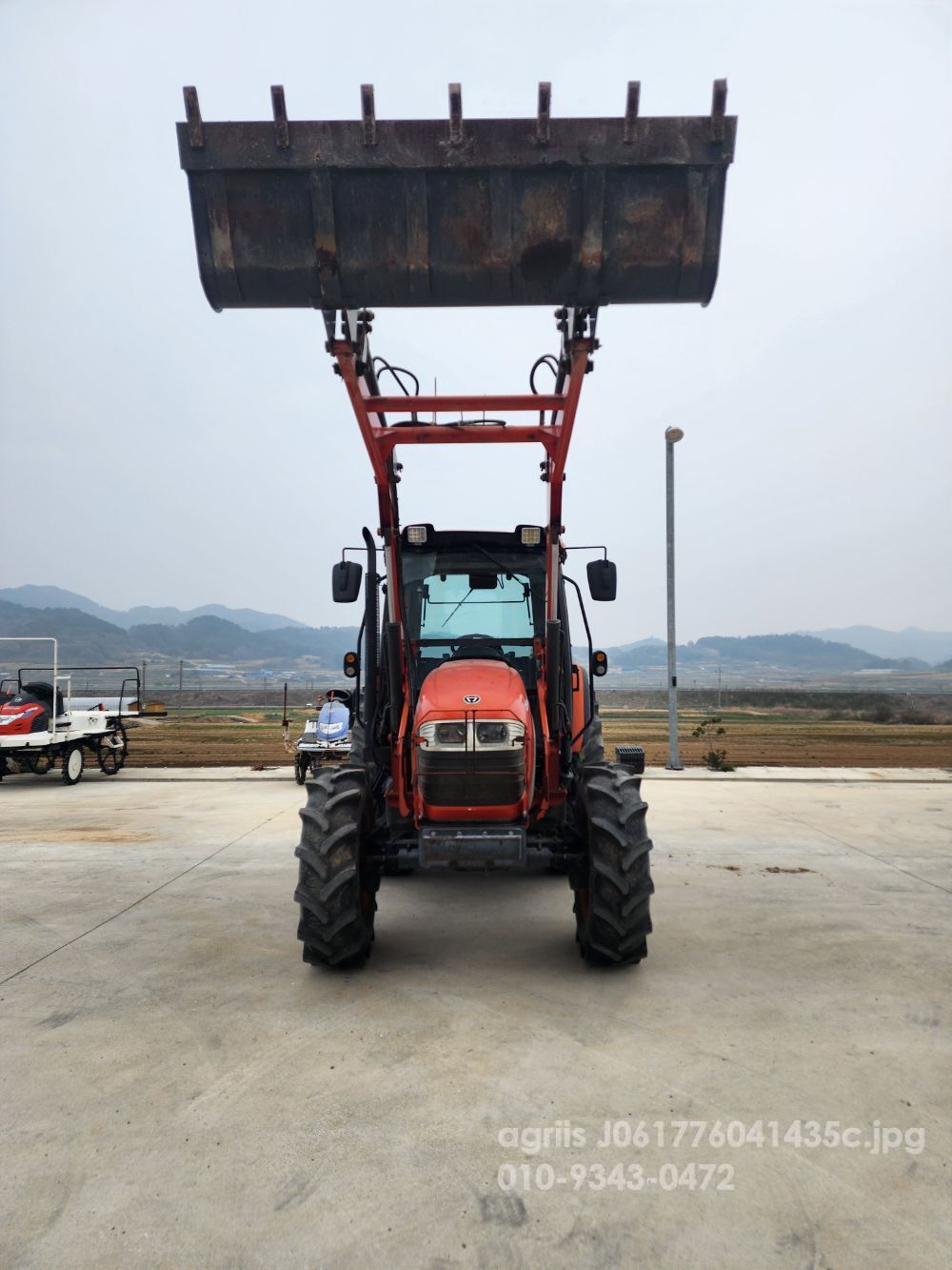 대동 트랙터 DX100 (100마력)