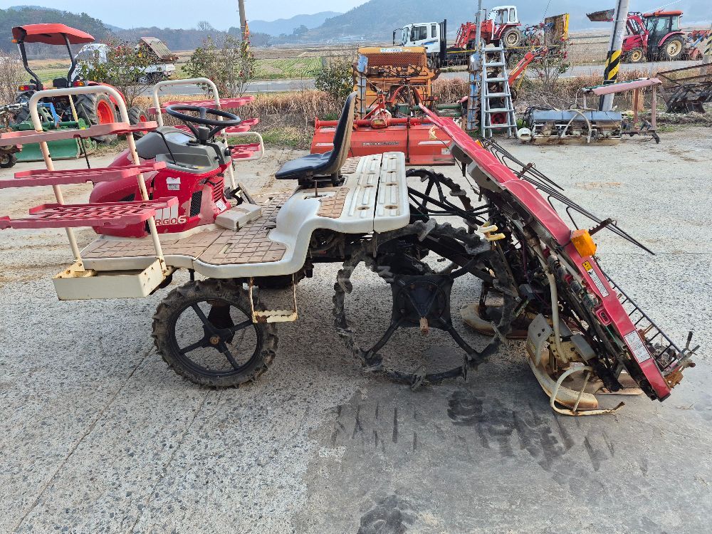 국제 이앙기 RGO-6 (6조식)