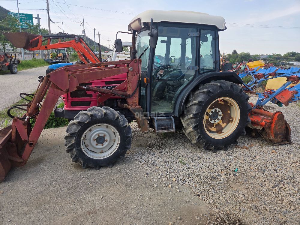 TYM Tractor T550 (55hp)