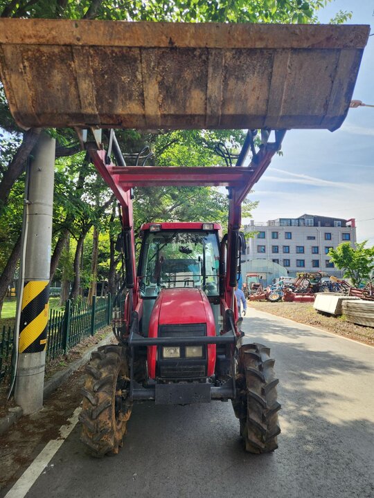TYM 트랙터 T552 (55마력)