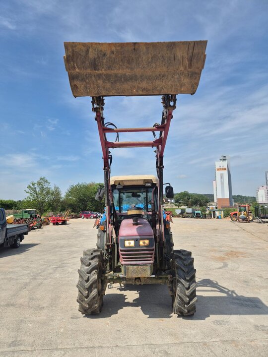 TYM 트랙터 T550 (55마력)