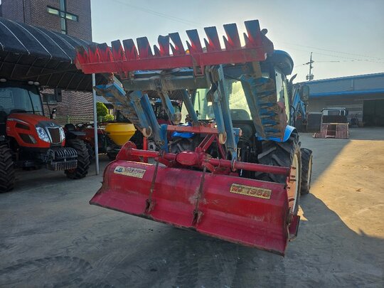 LS Tractor U6157 (57hp)
