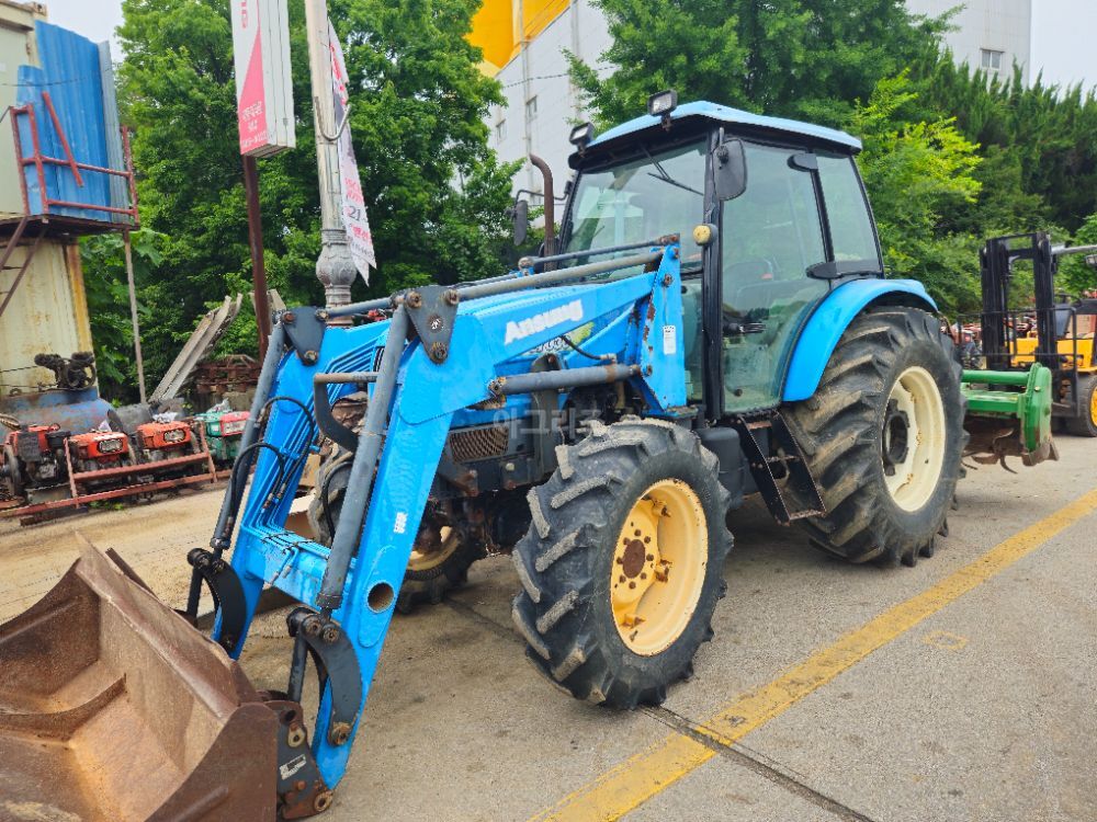 LS 트랙터 L7030 (85마력)
