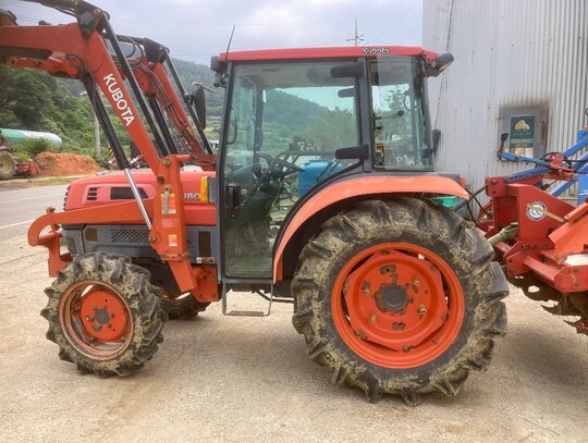Kubota Tractor L550 (55hp)