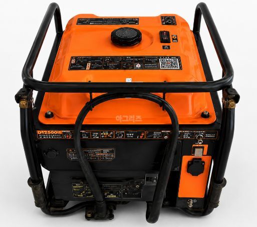 DJI 중고 발전기 D12500IE D12500IE