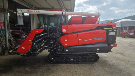 Daedong Combine Harvester DXM120 (6Rows)