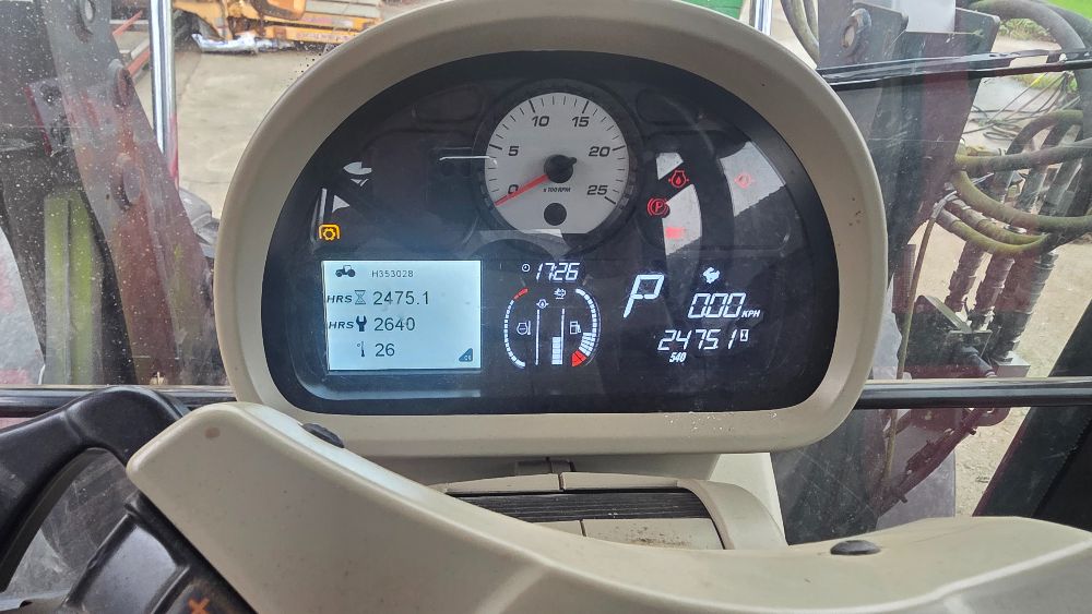 멕헤일 원형베일러 F5600 뒤우측면
