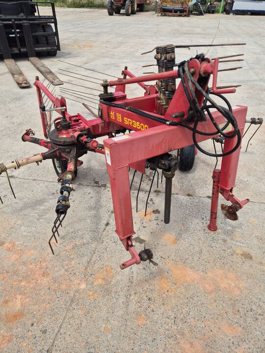  Rake SR3600 