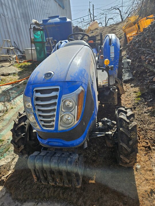 LS 트랙터 XR4145 (45.5마력)