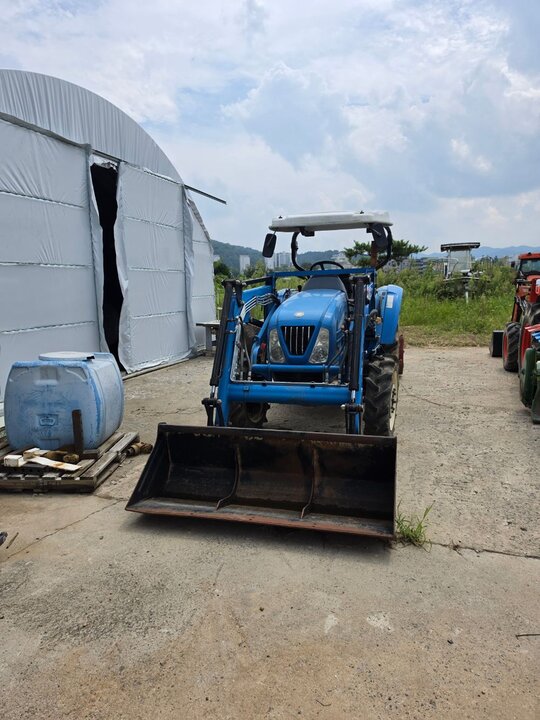 LS Tractor U43 (43hp)