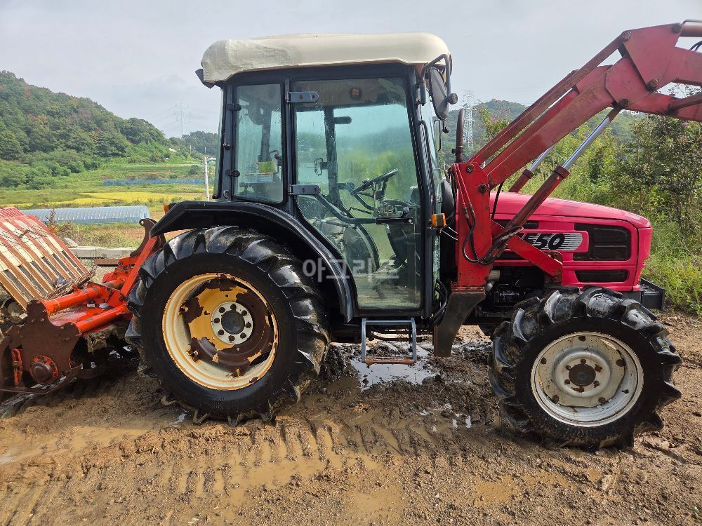 TYM 트랙터 T550 (55마력)