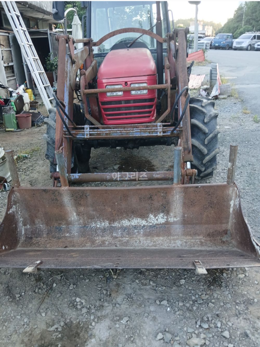 TYM 로더 TA550