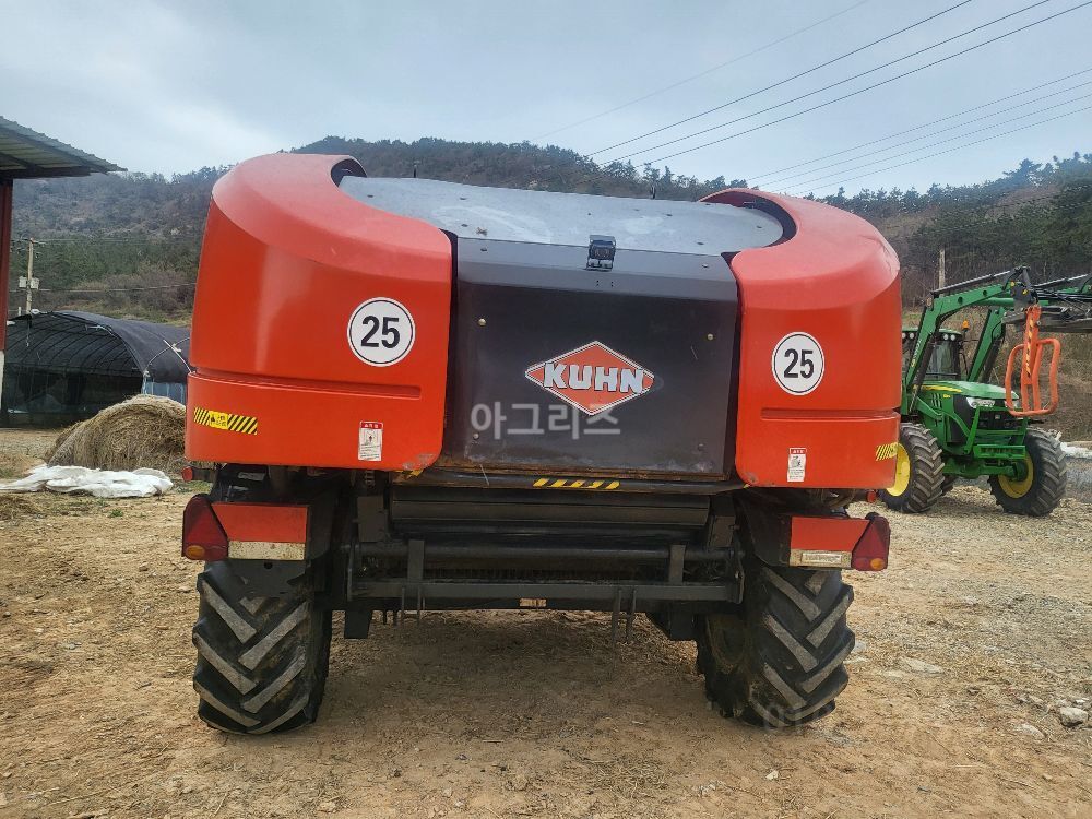  Round Baler 베일러 