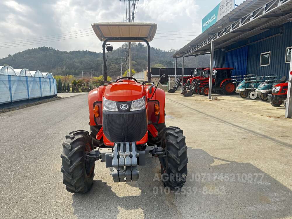Kubota Tractor L45 (47.5hp)