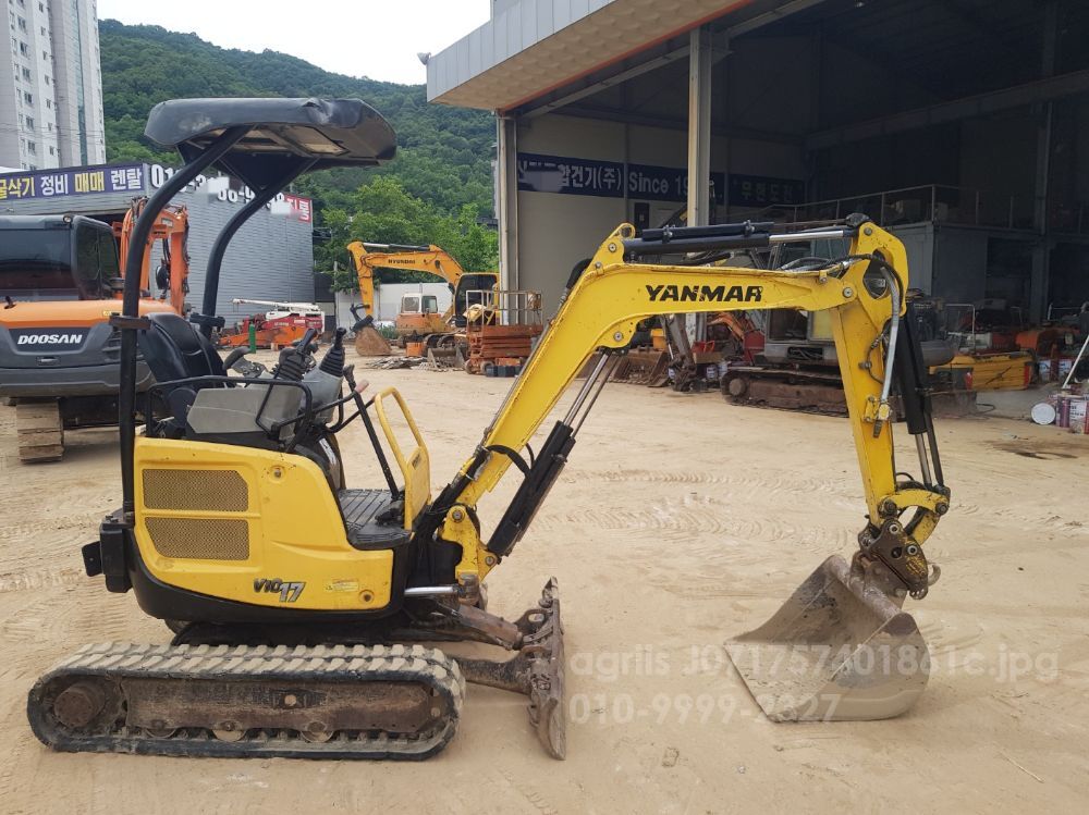 Yanmar Excavator VIO17 (1.7톤)